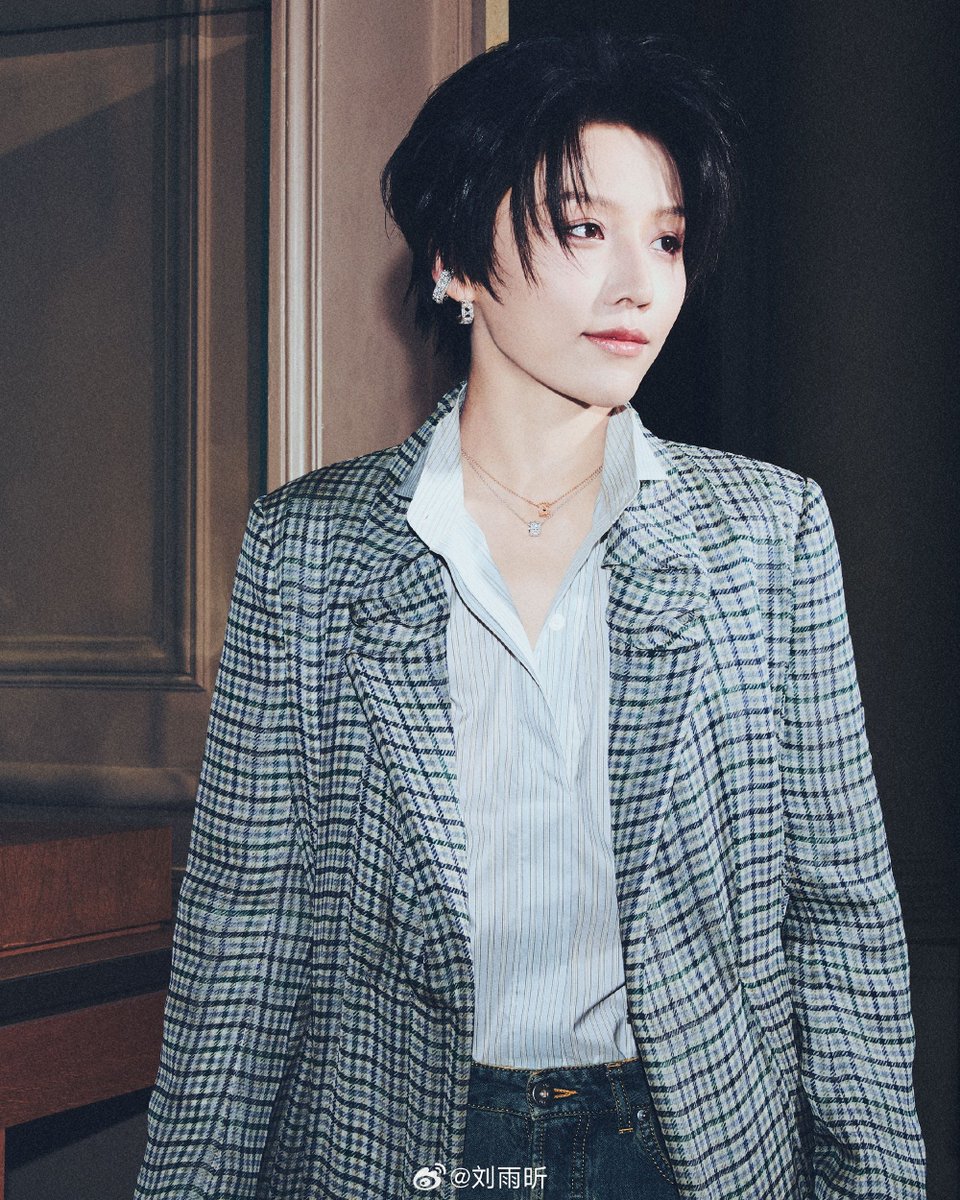 xinliu_fanclub's tweet photo. XIN Weibo Update

@XinLiulyx0420 :
“Summer 2026, another unforgettable season with Dior. A beautiful encounter between masterful craftsmanship and Eastern inspiration.” @Dior

XIN AT DIOR COUTURE SHOW
#XINxDiorCoutureAW26 #Dior #XINxDior #DiorCouture https://t.co/dlV98F0rHT