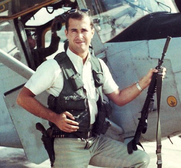 GGadsen32150's tweet photo. Raven Forward Air Controller Don Draper, callsign "Mad Man" preparing to fly across the fence in Laos, 1968. 🤓 https://t.co/0biSTyC3L4