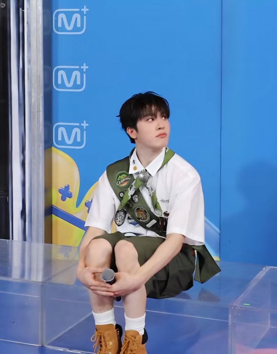 sjhfilters's tweet photo. Junghwan baby code 😭😭😭🤏🏻🤏🏻 https://t.co/dnT4ZjAefC