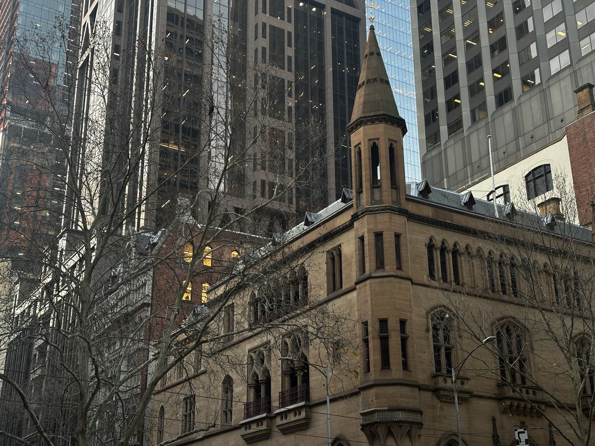 candiedbanshee's tweet photo. Nice walk every six months when one remembers of the existence of ‘collins street’ https://t.co/P77XTDt8xW