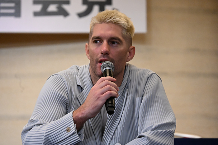njpw1972 tweet picture