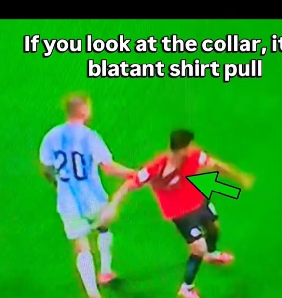 Leboganglek987's tweet photo. @NaxheSean Two fouls inside the box Farthy was fouled here https://t.co/gxfGNfu6wh