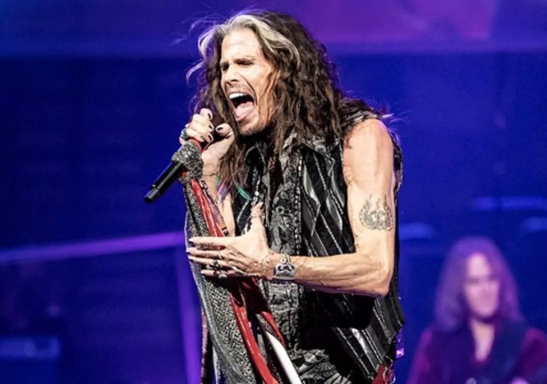 historyrock_'s tweet photo. Steven Tyler is one of the greatest voices in Rock History. Agree? 🤘🏻 https://t.co/tAMZ1KyIuE