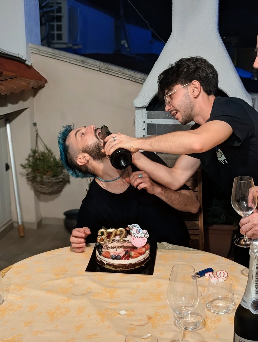 Daniele 🕺🦥 tweet media