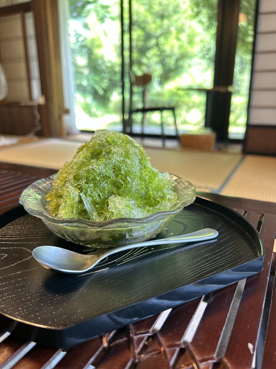 nariyu703's tweet photo. 梅雨明けしたって!!
めちゃくちゃ暑い🔥
冷たい物しか食べてない🍦🍧 https://t.co/bC60O9zFgA