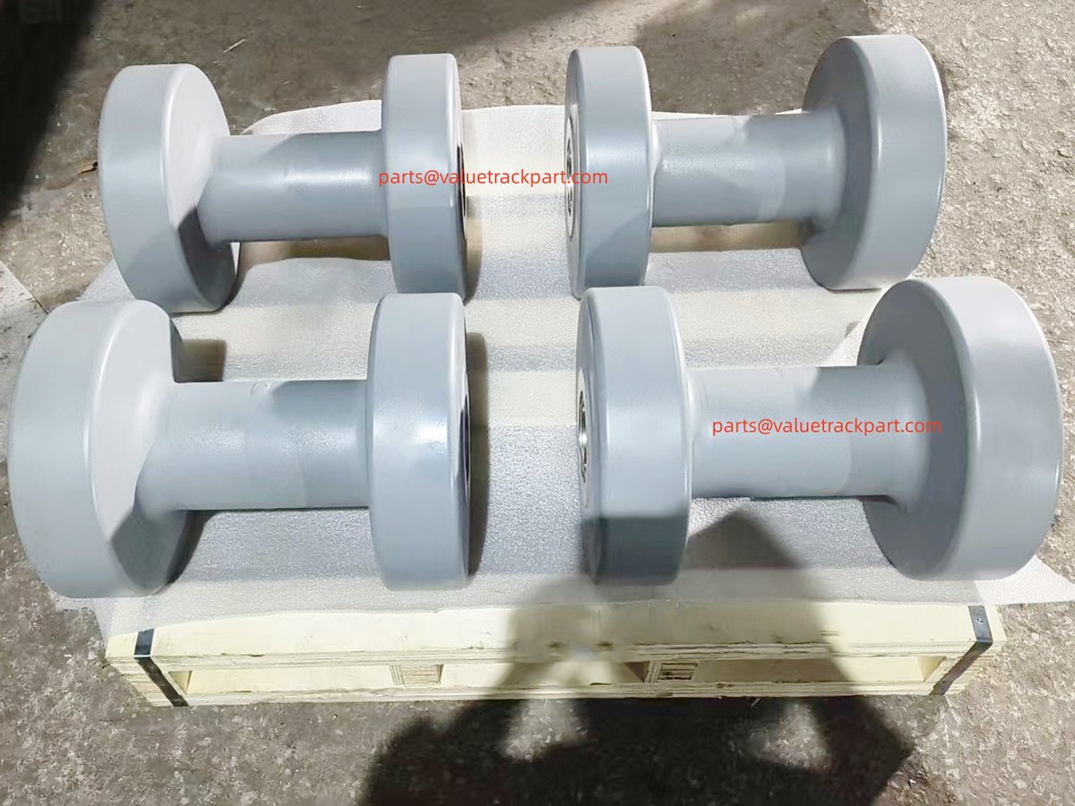 VM_parts's tweet photo. Shipped to India🚚

🔹Demag CC2800 Bottom Roller
🔹Demag CC2800  Sprocket

#Crane #CrawlerCrane #HeavyLifting #MarineEngineering #Demag #HeavyEquipment #CC2800 https://t.co/dnlqw0ItpQ