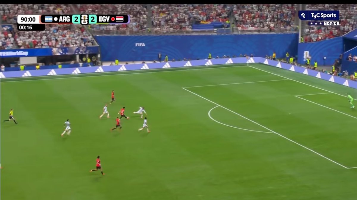 facuundobaez's tweet photo. Segundo gol de Argentina 14:46
Corte de paredes 14:54
Gol de Enzo 14:55

Increíble https://t.co/JgfgFdw1OH