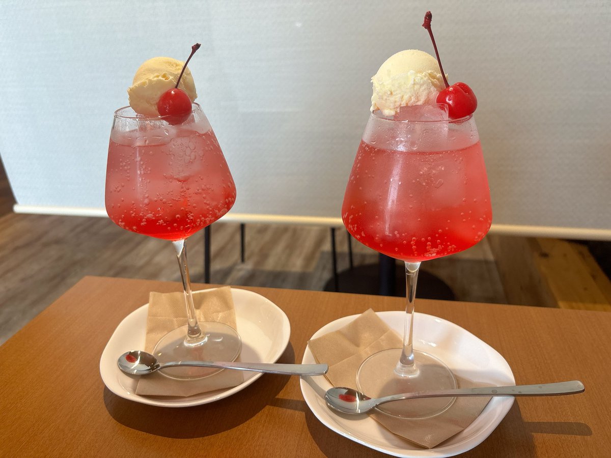 kajiii_05's tweet photo. 別界隈のフォロワーさんとお会いしてきたー🥹人見知りだからあんまり上手く話せなくて余計に反省会だけどお話出来て良かった☺️ https://t.co/qEg2z6QAve