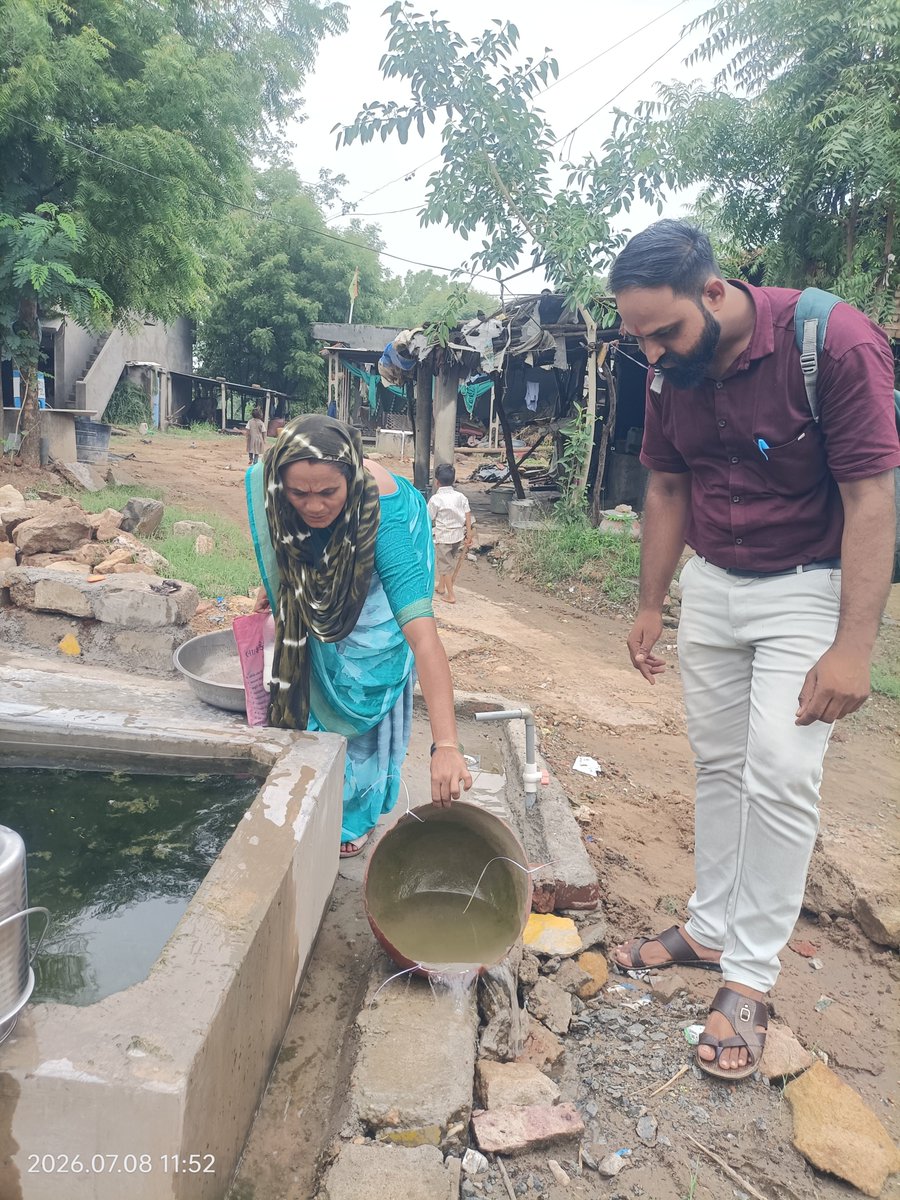 sbcchwcsagpur's tweet photo. આજરોજ ખારાના મુવાડા ખાતે યોજાયેલ મમતા દિવસ દરમિયાન સગર્ભા માતાઓ અને બાળકોને જરૂરી આરોગ્ય સેવાઓ, રસીકરણ, પોષણ અંગે માર્ગદર્શન તથા આરોગ્ય તપાસ કરવામાં આવી.
સાથે NVBDCP અંતર્ગત મચ્છરજન્ય રોગો (મેલેરિયા, ડેન્ગ્યુ, ચિકનગુનિયા) અંગે જનજાગૃતિ ફેલાવવામાં આવી.
#MamtaDivas #NVBDCP #A https://t.co/GBAKGbbCFV