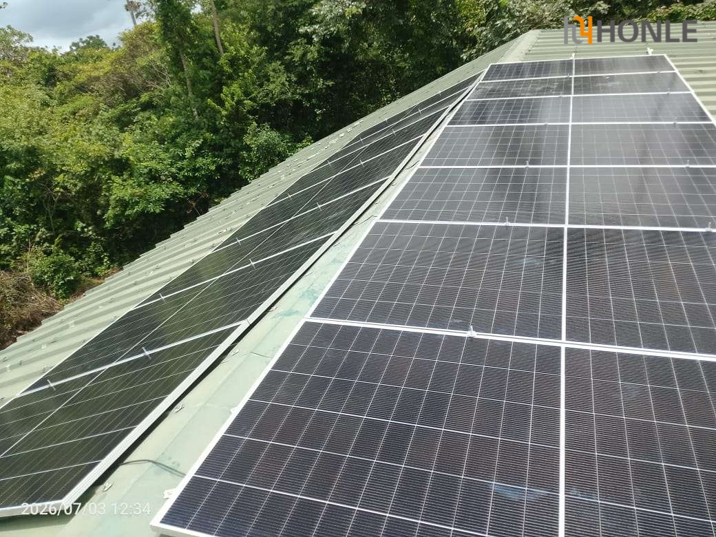 HonleNewEnergy's tweet photo. 📍Project Showcase | Abidjan, Côte d'Ivoire 🇨🇮
Three new HONLE ESS projects are now supporting:
🏠 Staff accommodation
🏭 PK24 warehouse (bridge cranes &amp; roll-forming machines)
🏢 PK26 warehouse offices
#EnergyStorage #SolarEnergy #Abidjan #LithiumBattery #HONLE https://t.co/QflyT4Puii