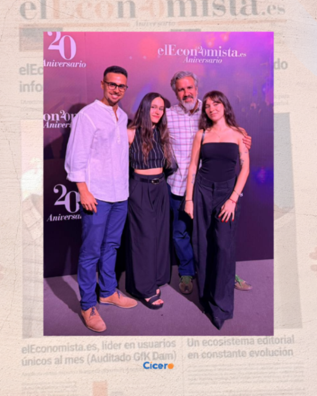 CiceroComunica's tweet photo. Últimas semanas moviditas en Cícero antes del verano ✨ Hemos estado en los Premios A TU SALUD de La Razón, en el 20º aniversario de elEconomista y en el evento Top-225 CMOs en LinkedIn 2026 de Epsilon Technologies y AMKT. https://t.co/4korGzMA1V