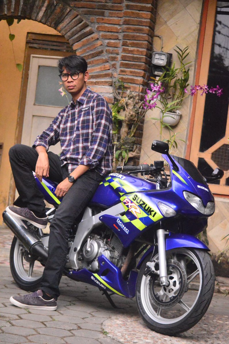 QinanAlbar's tweet photo. #fxr150 https://t.co/vmlTrKI2YD