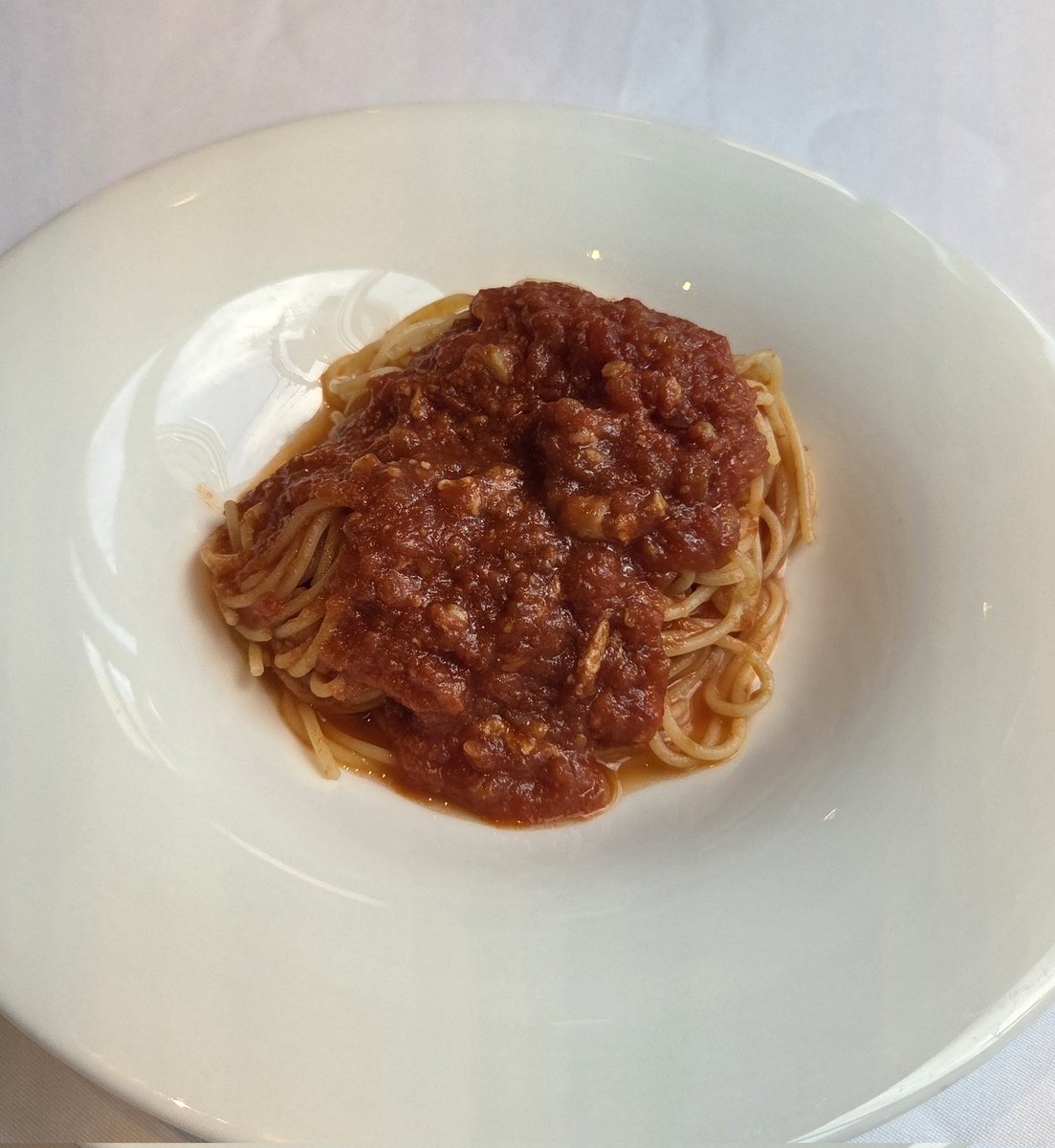 tomo_134's tweet photo. 今日は午前だけお仕事して
午後休暇です🎶

創作イタリアンランチに
行って来ました🇮🇹

メイン
北海道産ローストビーフ
わさび風味 黒コショウソースが
最高でした😋

#ハイアットリージェンシー横浜
#ミラノグリル
MILANO｜GRILL https://t.co/WY6CTLMBGI