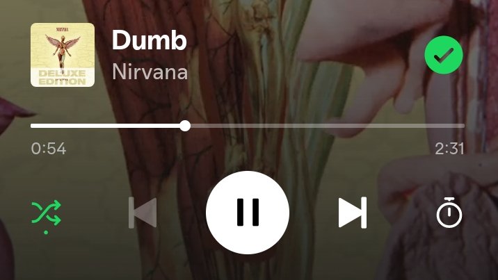 Yanwzt's tweet photo. Posiblemente no viva mucho pero quién le diría que no a un cigarro y un trago mientras estás escuchando Nirvana a la 1 a.m? https://t.co/QBatSqFuBp