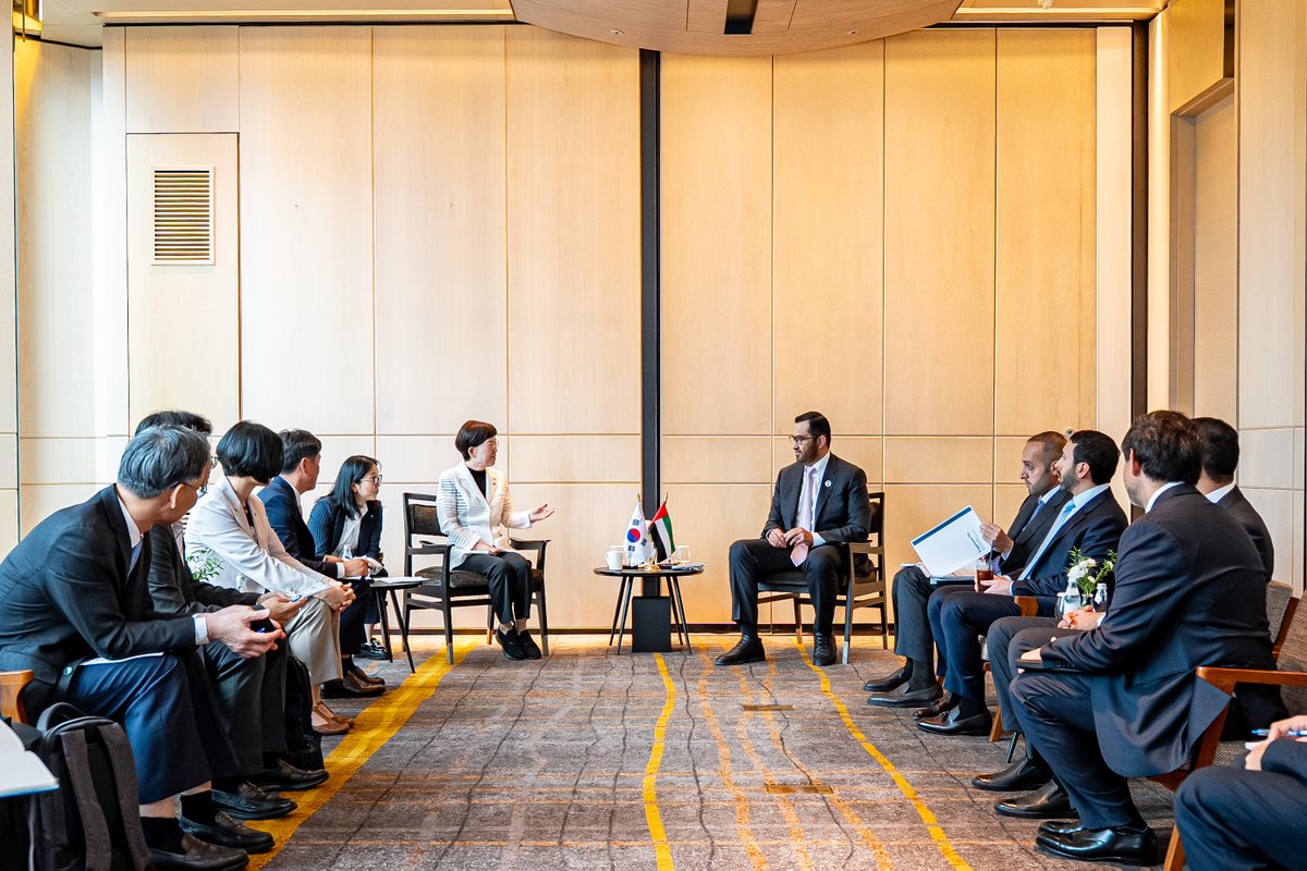ADNOCGroup's tweet photo. The UAE and South Korea have a four-decade energy partnership spanning LNG storage, the Barakah project and beyond.
While in Seoul this week, our MD and GCEO, Dr. Sultan Al Jaber, met with leaders from GS Caltex, KNOC, KOGAS, Hanwha, SK Energy and Samsung E&A.
Conversations focused on advancing collaboration to meet Asia's growing energy needs.