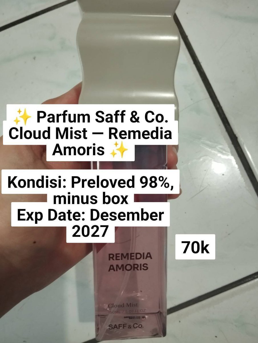jaeminunna's tweet photo. WTS / WANT TO SELL

- SKIN1004 Madagascar Centella Poremizing Clear Toner; Centella Hyalu-Cica Water-Fit Sun Serum
- Sepatu uk 39 (24.5); uk 40 (24.5)
- Parfum Saff &amp; Co. — Remedia Amoris

📍 jaksel, bisa co shopee
🍊 splitpay, harga excl packing &amp; admin shopee
[!!!] mt after dm https://t.co/FgETgCMCEZ