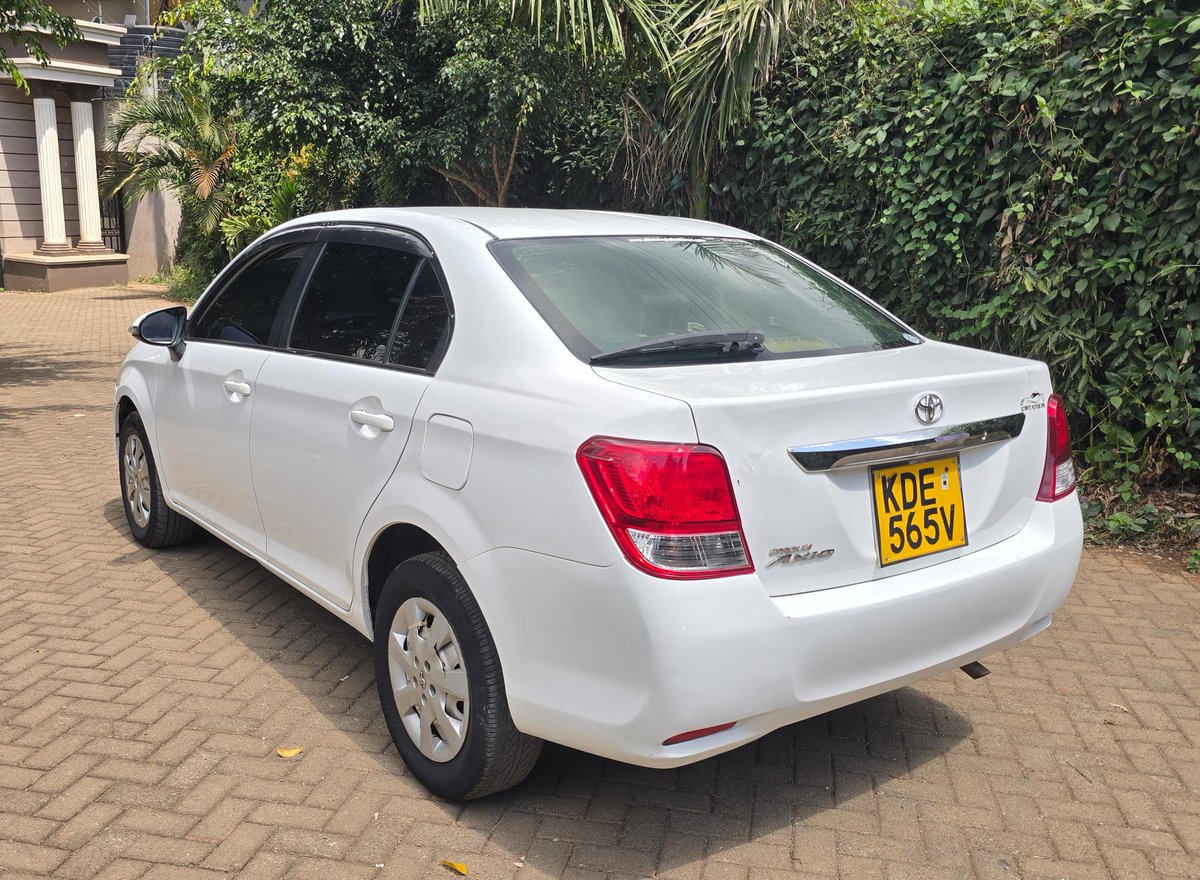 Hammosiako's tweet photo. *Toyota Axio*
KDE, Year 2014
1500cc
Non hybrid
Alloy wheels
2 wheel drive 

*Asking Price - 1.25M* https://t.co/6TU1RL9rtc