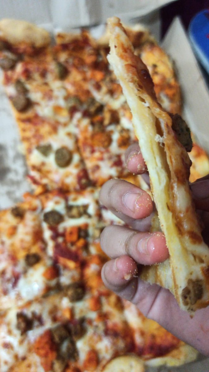 zaheerss2000's tweet photo. Dear @zomato,@dominos_india  unique ticket ID is 177985443 .
Very disappointed with my order from Domino's Pizza, Meerpet, Hyderabad. Ref No.: 26760907 Order #8324638026
I ordered a Thick Crust Big Big 6-in-1 Non Veg. but received a Thin Crust instead. https://t.co/XymX0RKrhT
