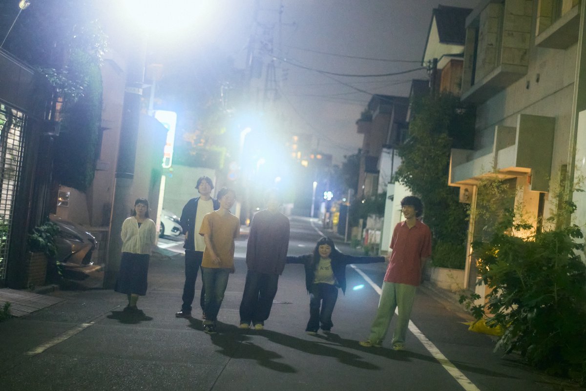ototoy_info's tweet photo. 【 インタビュー 】ゆうらん船&amp;Ålborg

地元・川崎での出会いから16年。初の共作スプリットEP『The other day,』が完成！
その原点と唯一無二の関係性に迫りました🎈

記事はこちら ▶︎ https://t.co/ljNsDu1bFn

@thetourboat @aalborgjp https://t.co/cOaoHorX7t