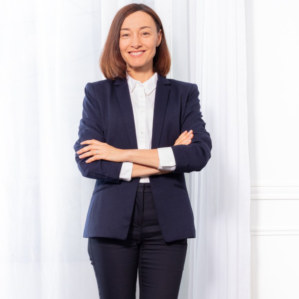 rhiannon_ford's tweet photo. Understanding the roles of solicitors and barristers is essential for anyone navigating the legal process.
In my blog, you can read their differences and their functions:
https://t.co/8p4QxCwnVO
#LegalProcess #FamilyCourt #Divorce https://t.co/EtPLevlFZa