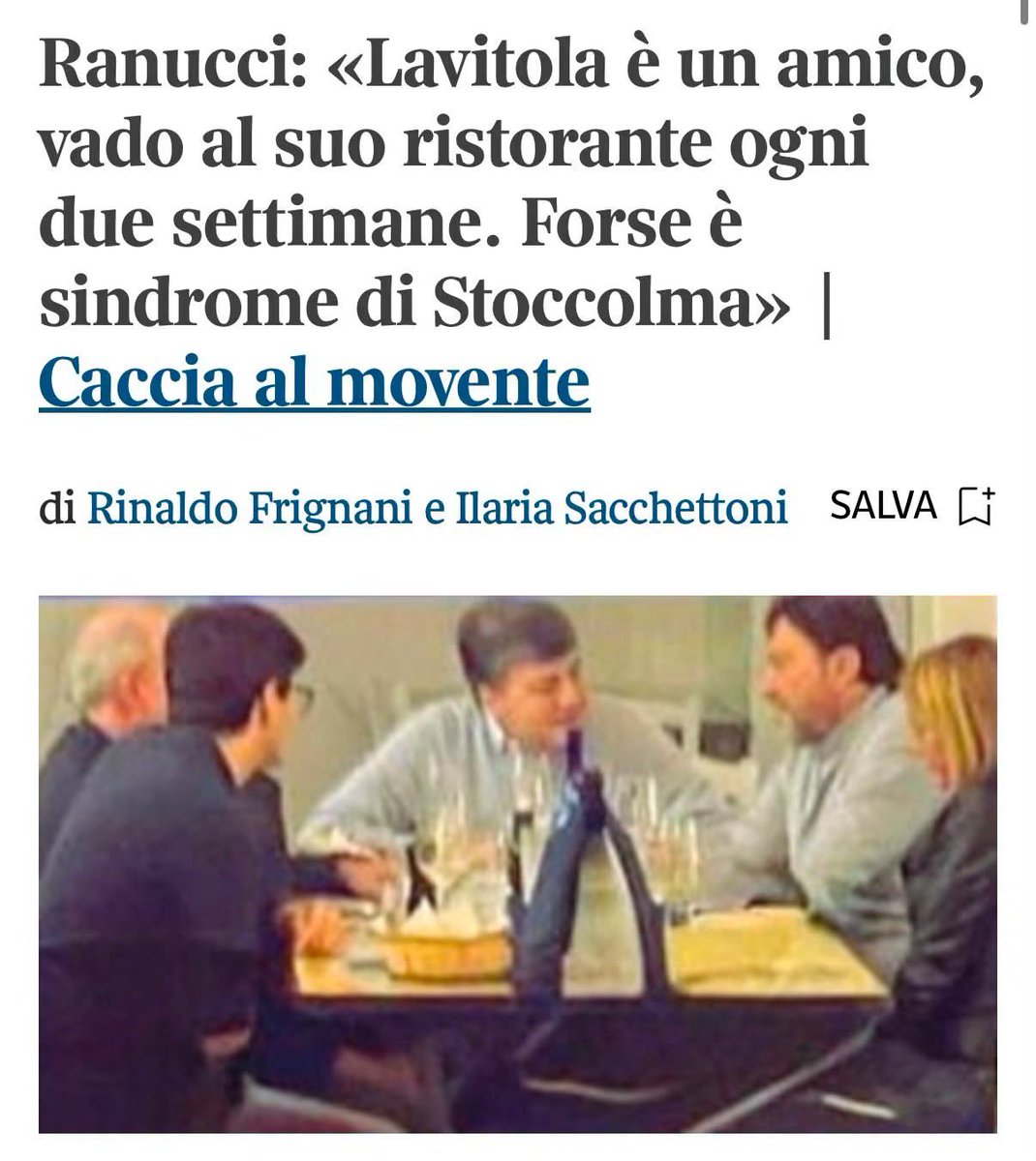 AndreaVenanzoni's tweet photo. “Forse è scattata una sorta di sindrome di Stoccolma, una specie di innamoramento del “boia”. Quello che mi colpisce è leggere lo stupore di alcuni colleghi per il fatto che ci frequentassimo, sia perché Lavitola frequentava molti giornalisti, anche più importanti di me, sia perché quegli stessi colleghi che si stupiscono andavano a cena da lui. Mi sembra un atteggiamento piuttosto ipocrita”

Allusioni ad altri giornalisti, una sorta di “colpa collettiva” legata a un metodo diffuso, la psichedelia lancinante della teoria della “sindrome di Stoccolma”, questo sarebbe il giornalismo investigativo autorevole