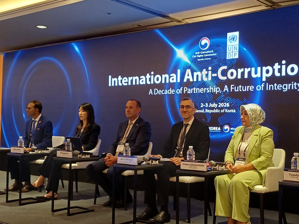 UNDP_Kosovo's tweet photo. UNDP joined the #AntiCorruption Forum in Seoul, co-organized by @UNDPSPC &amp; #ACRCKorea. The event highlighted our partnership's results: an online reporting platform &amp; a system for corruption-proofing of legislation, strengthening transparency &amp; accountability. #SDGs https://t.co/lSWq6BBjTE