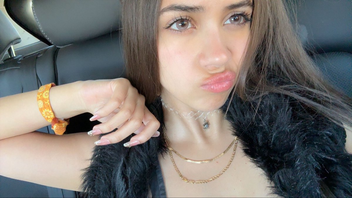 babyspicetoofly tweet picture