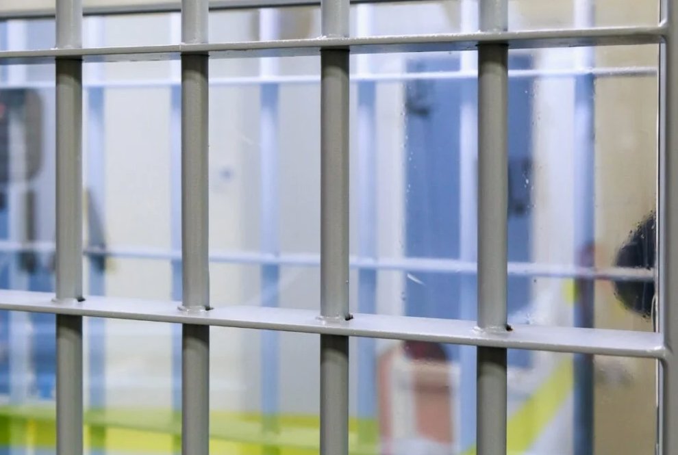 UnedJaen's tweet photo. 🧑‍🎓👩‍🎓La educación también transforma cuando deja huella.
🗣️El ponente Joan Carles March del #cursodeverano celebrado en el Centro Penitenciario de Jaén, ha compartido en Granada Digital, una interesante reflexión 📖
https://t.co/x88JkI53km https://t.co/NMESkhcH1l