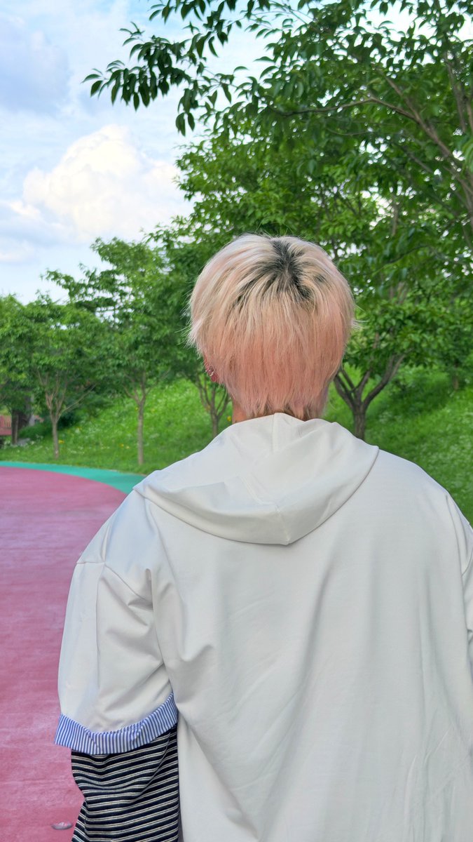 XODIAC_MEMBERS's tweet photo. [#현식] 

☀️☀️

#XODIAC #소디엑 #HYUNSIK #현식 https://t.co/929di4FVQY