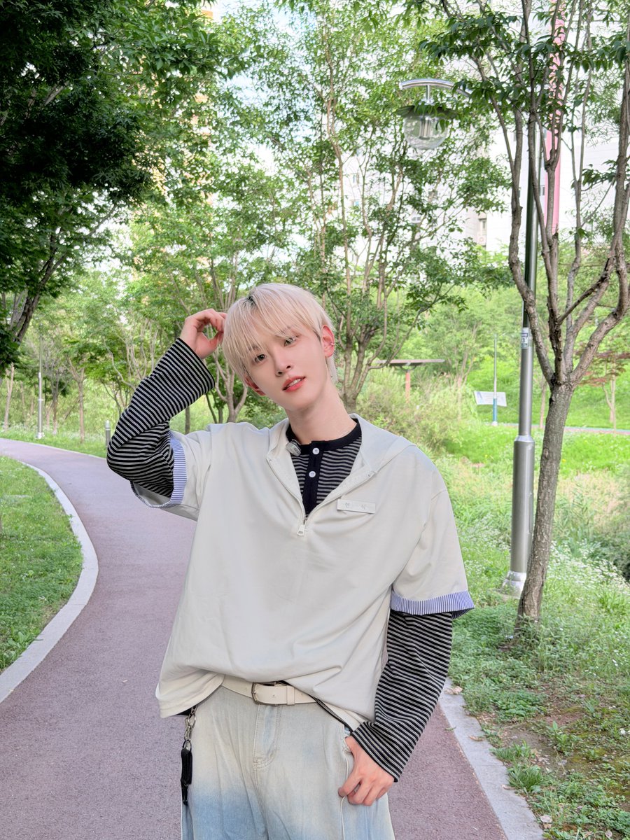 XODIAC_MEMBERS's tweet photo. [#현식] 

☀️☀️

#XODIAC #소디엑 #HYUNSIK #현식 https://t.co/929di4FVQY