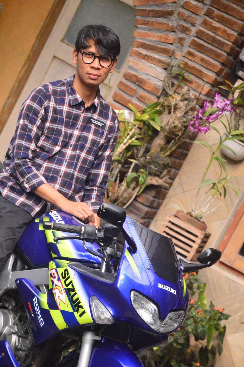 QinanAlbar's tweet photo. #fxr150 https://t.co/sj93Oy6Gy1