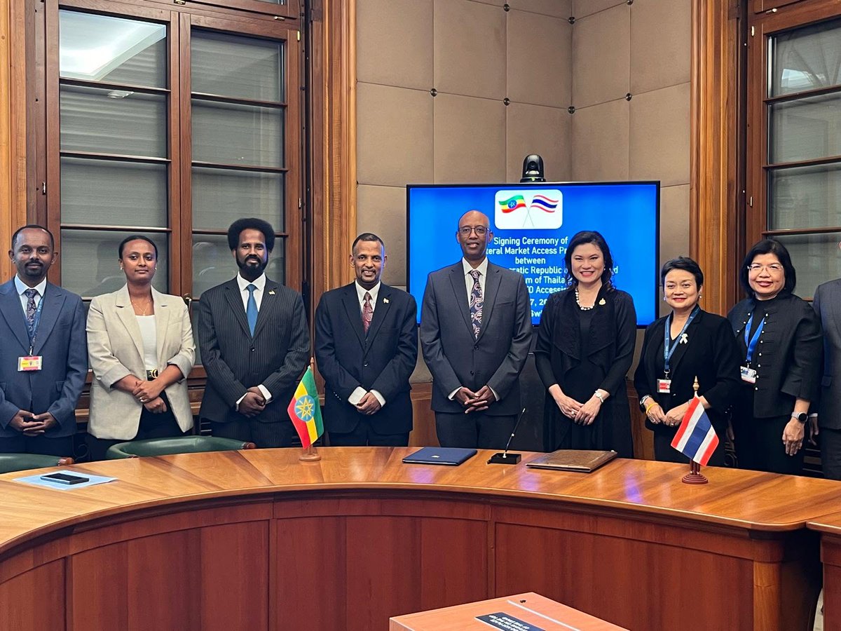 ETMissionGVA's tweet photo. Ethiopia and Thailand sign bilateral market access protocol, advancing Ethiopia's WTO accession. 
Read more: https://t.co/oMi79IDblk https://t.co/G41f5rX22o