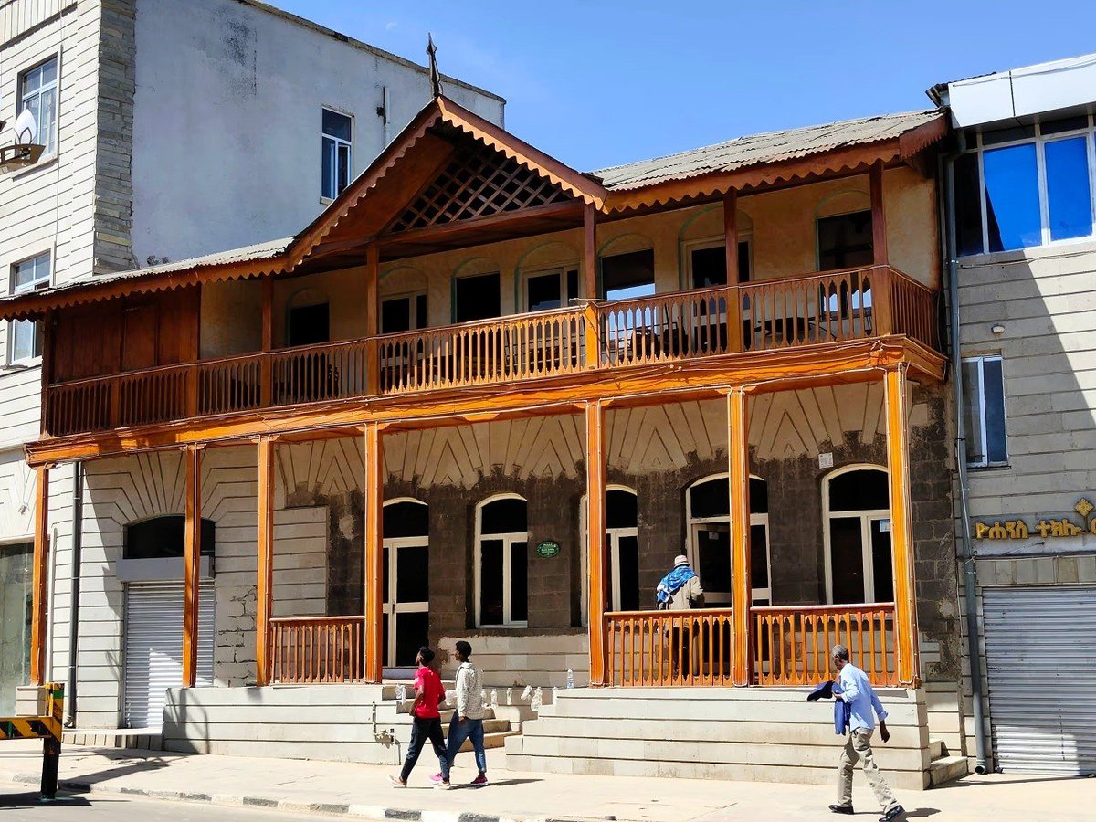 NahomTeklu_'s tweet photo. #AddisAbeba-style, Indian-decorated, 2-story masonry-walled, and timber-framed historic building at #Piyassa is demolished.

Once known as Biyadgelign Hotel, &amp; Good Times Restaurant &amp; Cafe, atypical of its double #arches on the doorway, the frontal wooden facade,
cont... 1/2 https://t.co/Ezn1BIhImQ