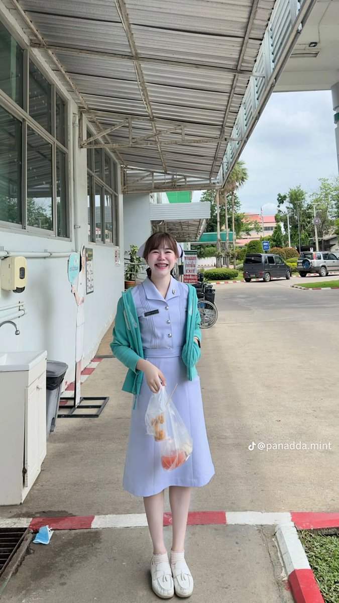 AashuRathod10's tweet photo. หิวแล้วแวะซื้อมาก่อนเลยดีกว่า ✨ https://t.co/J5se98z6kY