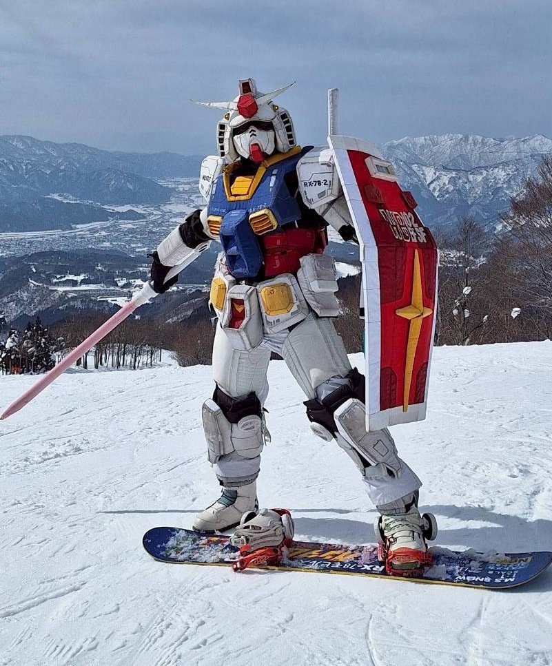 nama_gundam's tweet photo. #ガンダムの日 https://t.co/OtvSJrmqJ2