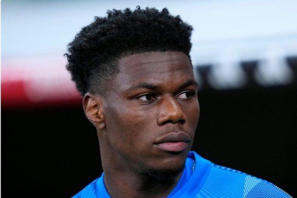 damian_iwuoha's tweet photo. 🚨 Aurelien Tchouameni will earn around £250-300k per week when he joins Manchester United despite reports of him taking a per cut.

According to reports, Manchester United want Aurelien Tchouameni to take a pay cut if he is to join the club .... That will not happen and united knows that.

Aurelien Tchouameni is in the top 2 best DM in the world right now, a France international who has proven profile records in the last four years as a real Madrid player.

He has won virtually everything. The champions League, laliga, CWC and league cups etc.

If he joined Manchester United, he will be among the top players and top earners after Bruno Fernandes.