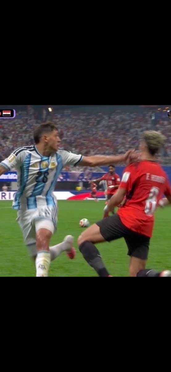 osokuka7's tweet photo. @Clymax_Aj @dharnyyoung Being black and supporting Argentina is a form of cuckoldery I have never seen before. My friend they hate u and see you as slaves… 17 fouls and not a single card was given. You want me to post the other atrocious decisions? https://t.co/9tYWpcF005