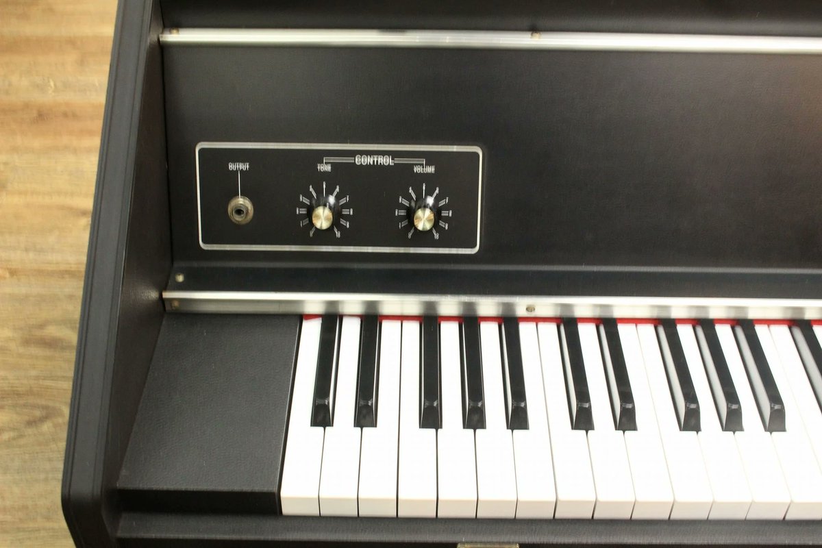 COLUMBIA EP-61C 中古で入荷！！ 日本コロムビアがかつて製造販売し