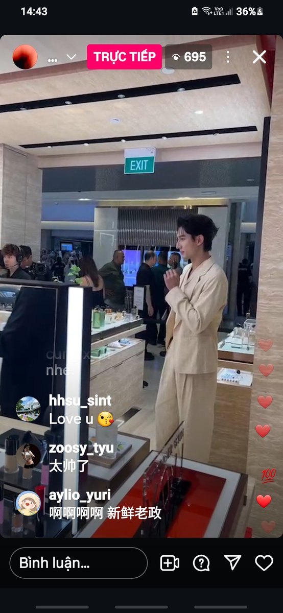 jand19977's tweet photo. nảy ai đồn mặc màu be đúng rồi này 
#AydenSngXArmaniBeauty
  #AydenSng
  #ArmaniBeauty https://t.co/xORFRqfBjd