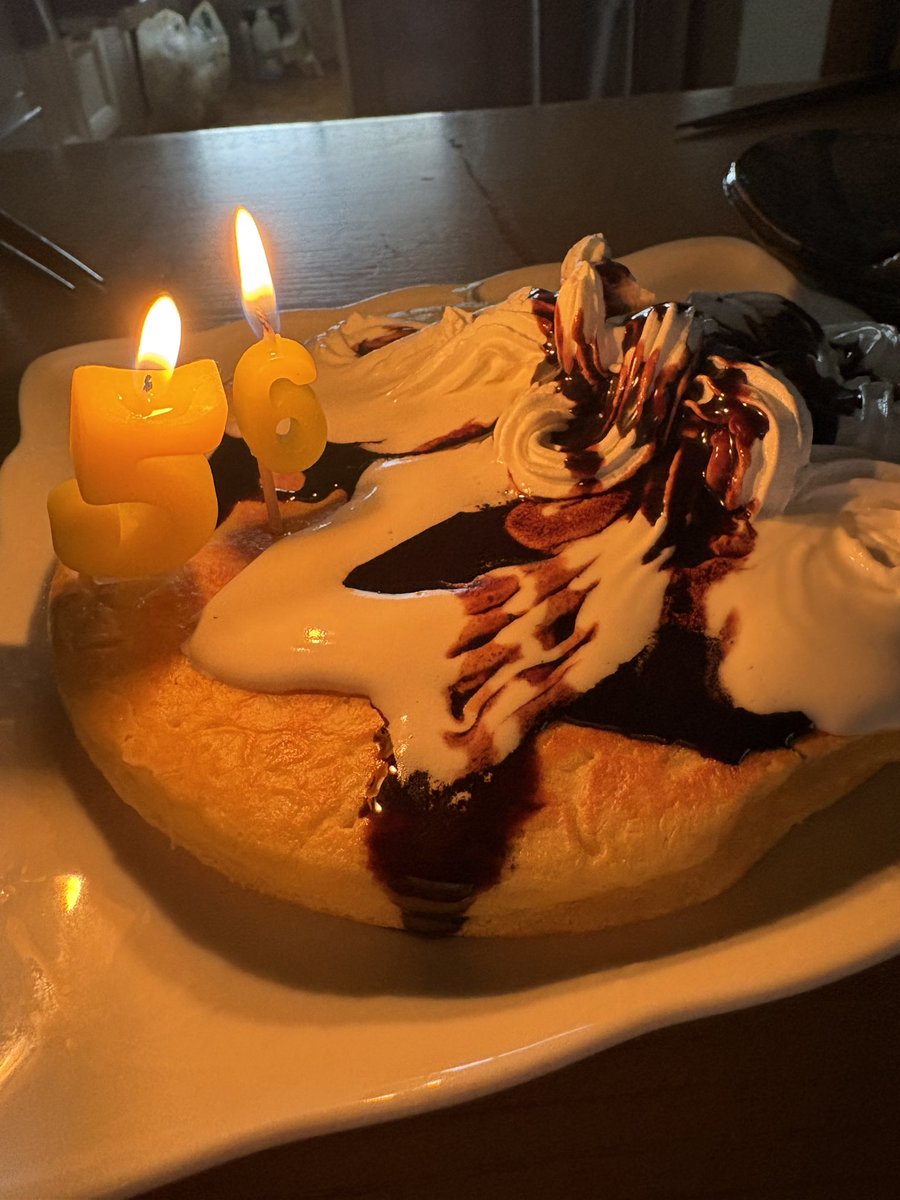 sato_masakazu's tweet photo. 7月7日
56歳の誕生日を迎えました。
たくさんのメッセージや贈り物をありがとうございました。気分的には46いや、36歳くらいな感覚で、こんな未熟でいいのだろうかと思ってしまいますが、両親に感謝、家族に感謝、支えてくれる皆さんに感謝しながら、何か成していきます。どうぞよろしくお願いします🙇‍♂️ https://t.co/kVq5Kurf44