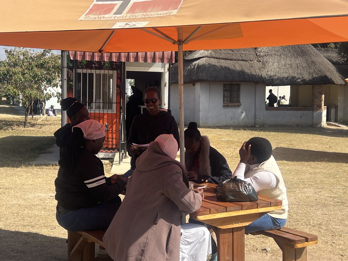 WCOZIMBABWE's tweet photo. When women have access to the internet, they gain more than a connection, they gain access to information, opportunities, networks, and the power to shape their futures. The Seke Paruware Economic Hub continues to make this possible https://t.co/v73y3cT1t0