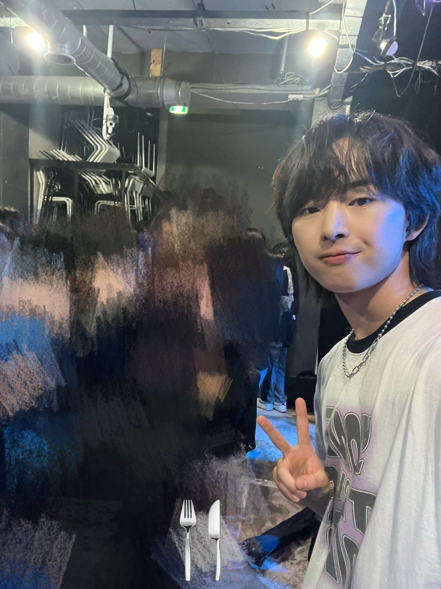 O2ROCK02's tweet photo. 너므예뿌네....( T_T)＼(^-^ ) https://t.co/bpiW3s6PHR