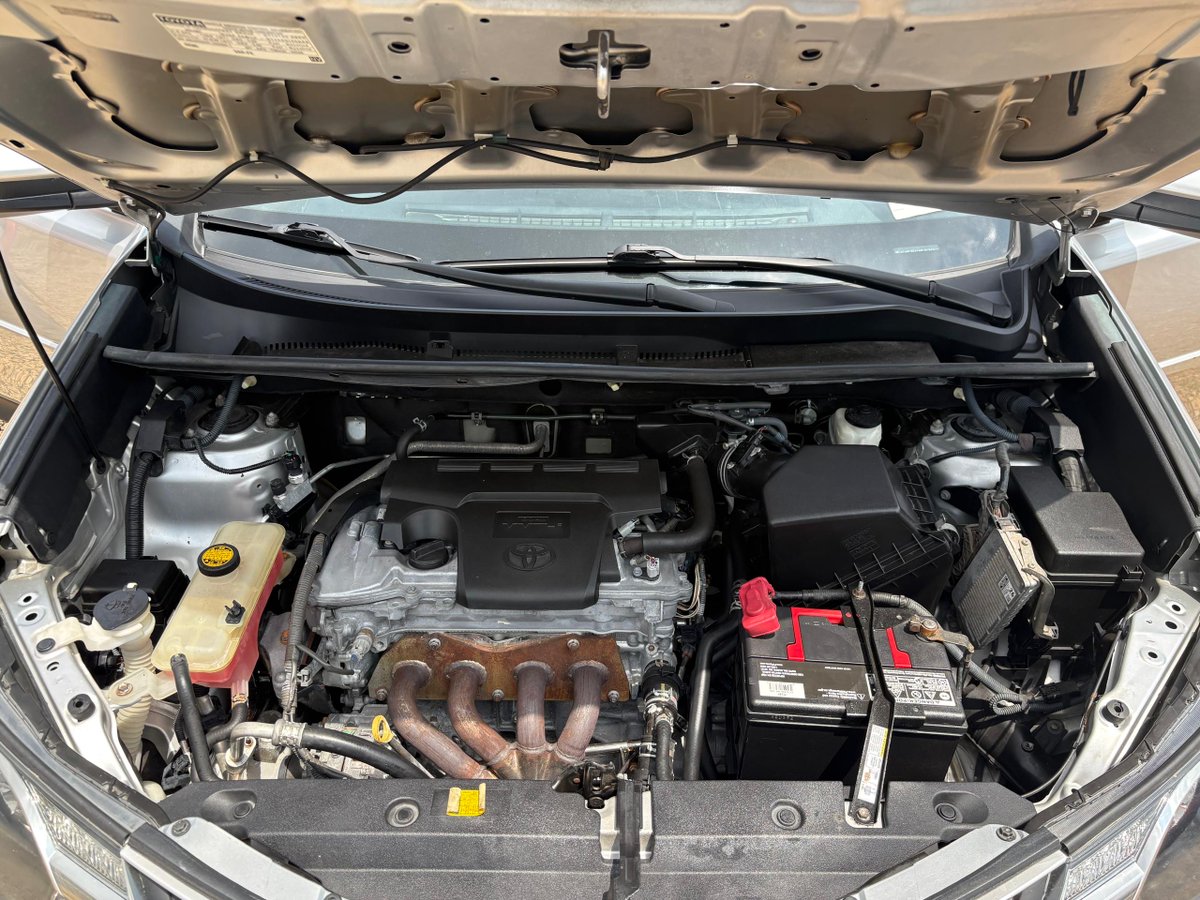 Pablo_E9's tweet photo. 🔳TOYOTA RAV4 
🔳FOREIGN USED
🔳2013 MODEL
🔳KEYLESS
🔳ANDROID CARPLAY
🔳PANORAMIC ROOF 
🔳VVTI ENGINE(4plugs)
🔳ALLOY RIMS
🔳CHILLING A/C
🔳BLACK LEATHER SEATS
🔳24Million Nigerian Naira 

Unique Deal Motors
Kubwa Expressway, Abuja
#abujaxcommunity #Abujatwittercommunity #abuja https://t.co/vV0YSQgurD