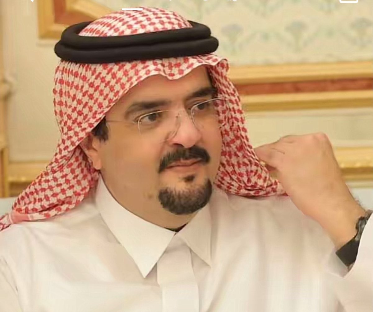 FM26211's tweet photo. طُهر نفس وطيب قلب وحب الخير للناس وإخلاص لوطنه ومليكه اطال الله في عمره و ولي عهده 💚💚💚💚💚 https://t.co/s2eymHmMES