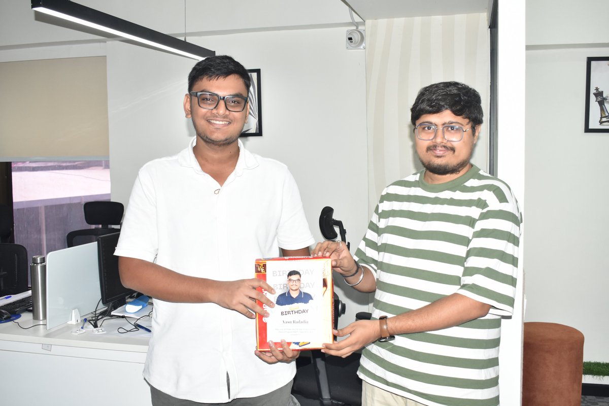 WeblineIndia's tweet photo. Happy Birthday, Vasu Radadiya! 🎉 

Wishing you a year filled with success, happiness, new opportunities, and memorable moments. Have a fantastic day! 🎂✨ 

#WeblineIndia #BirthdayWishes #LifeatWeblineIndia https://t.co/O3LDfMc6uW