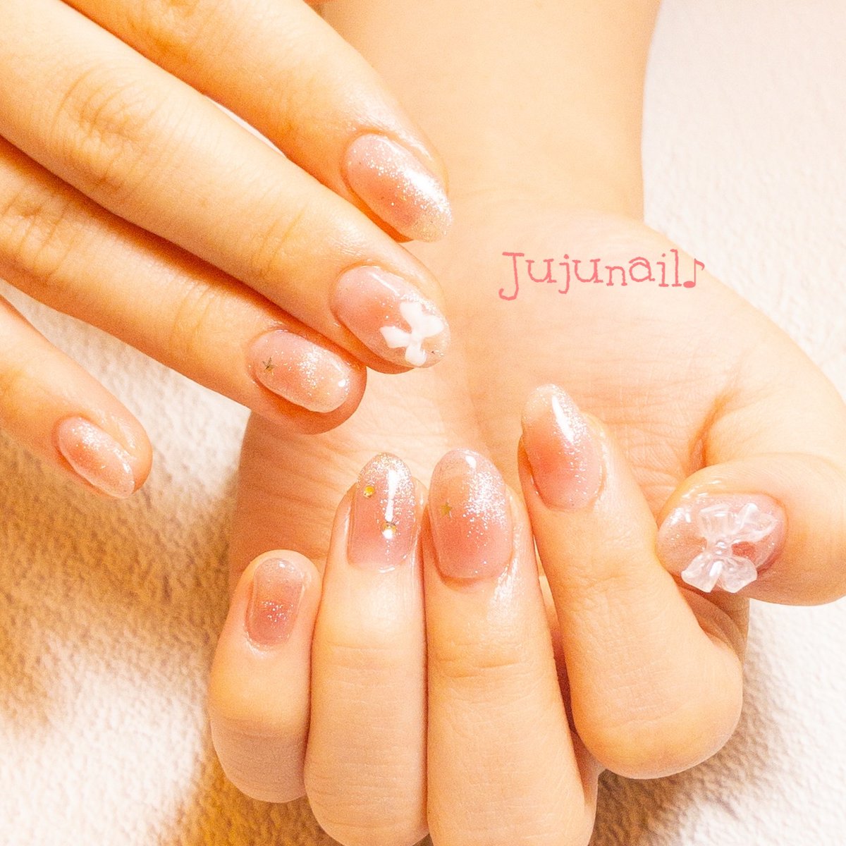 jujunail2020's tweet photo. こちらのリピーター様は、
夏にぴったりな、涼しげチークネイルです💅
七夕を意識して星のホログラム入り⭐️

めちゃくちゃかわいいですね💕
いつもありがとうございます🥰

=================...

詳細はこちら↓（ネイルブック）
https://t.co/gxQxbLLEJb https://t.co/UWqPib4vat