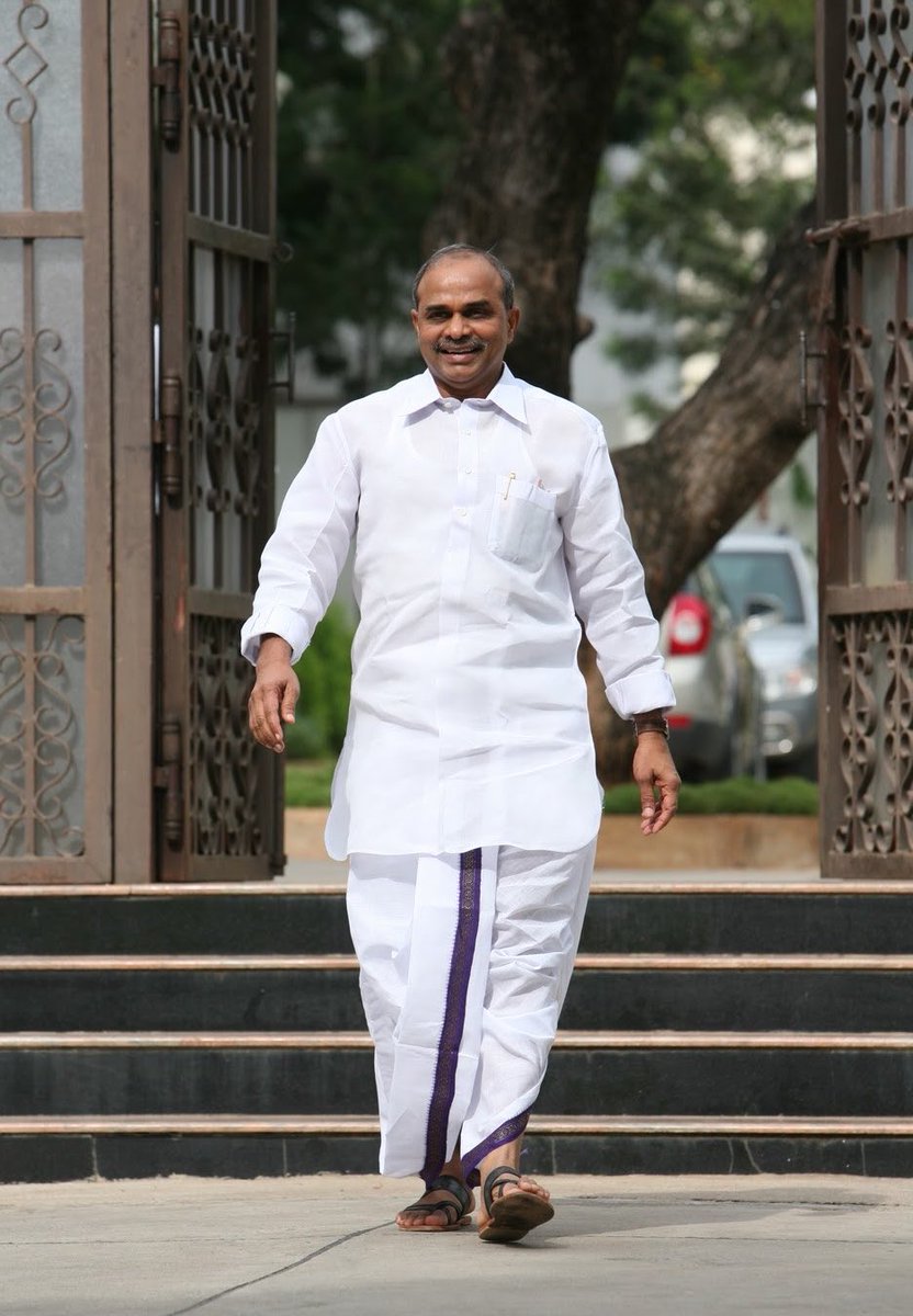 azharflicks's tweet photo. My heartfelt tributes to former Chief Minister of Andhra Pradesh, Dr. Y. S. Rajasekhara Reddy Garu, a staunch Congress stalwart, on his birth anniversary.

His pathbreaking welfare schemes and people-centric reforms continue to inspire us. 
#YSR #AndhraPradesh https://t.co/N98vibo3hn