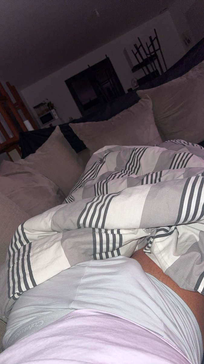 Brandonbidault's tweet photo. Chaleur dès le réveil 🤤 https://t.co/Div7I0ewl4