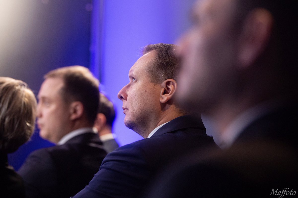 maffoto2's tweet photo. Konfederacja w maju 2026 r. @przebitkowski @K_Kaminski_ @TomaszWarowny @buczek_tomasz @KONFEDERACJA_ @RuchNarodowy https://t.co/1wN966zJiq