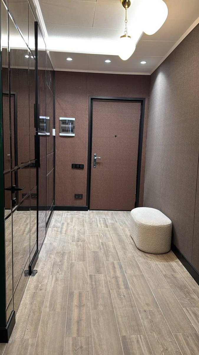 PowerEquity's tweet photo. 📍 ул. Ахалгазрдоба, 2Б, Махинджаури
📐 Площадь: 70 м2
💸 135 000 $
✅ Этаж: 7/12
✅ 2 спальни, кухня-гостиная, 2 санузла, 2 балкона
✅ Комплектация: встроенная посудомоечная машина, канальное кондиционирование
✅ Газ, тёплый пол по всей квартире
✅ Шведская шумоизоляция стен https://t.co/P3rlHQEvUy